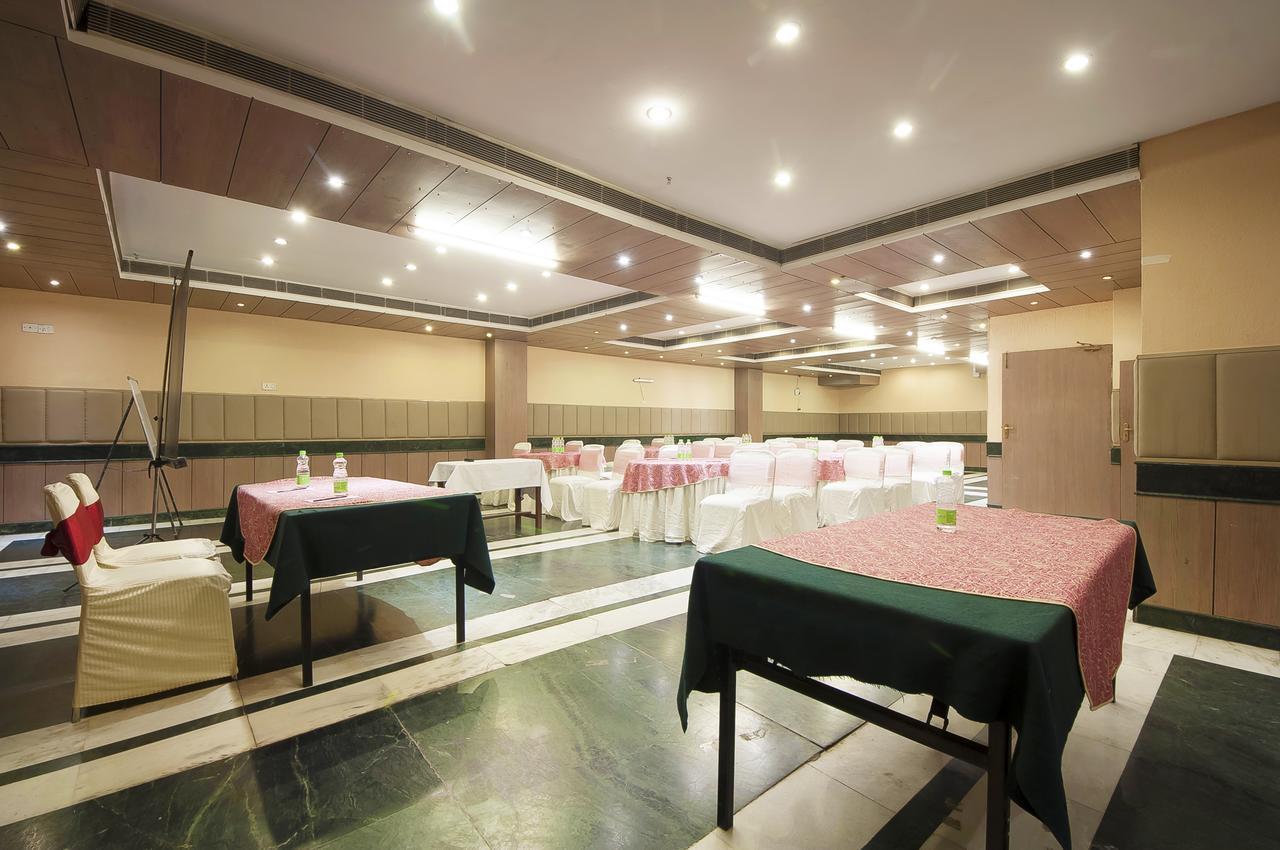 Hotel Regent Continental Delhi Kültér fotó